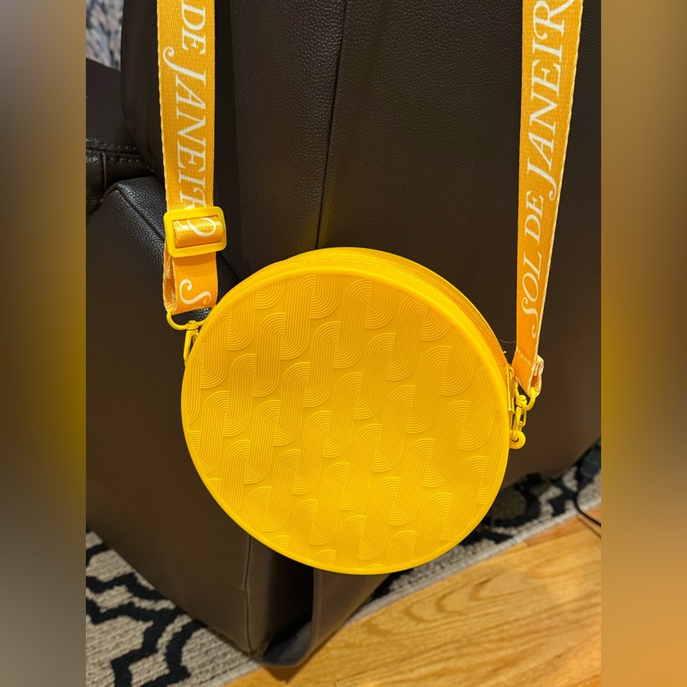 Sol de Janeiro Vibrant Round Mustard Yellow Rubber Crossbody Bag (8”x8”) unique - Picture 2 of 13